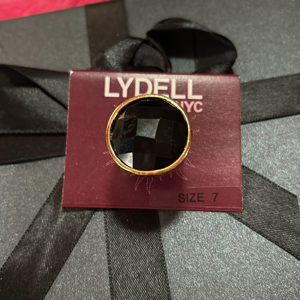 7 for $20🎀  Lydell NYC Goldtone Black Stone Cocktail Ring Size 7